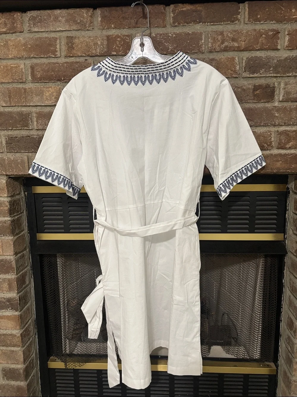 D’iyanu White Embroidered Tunic - Blue Trim Tie Waist Dress Size L NWOT